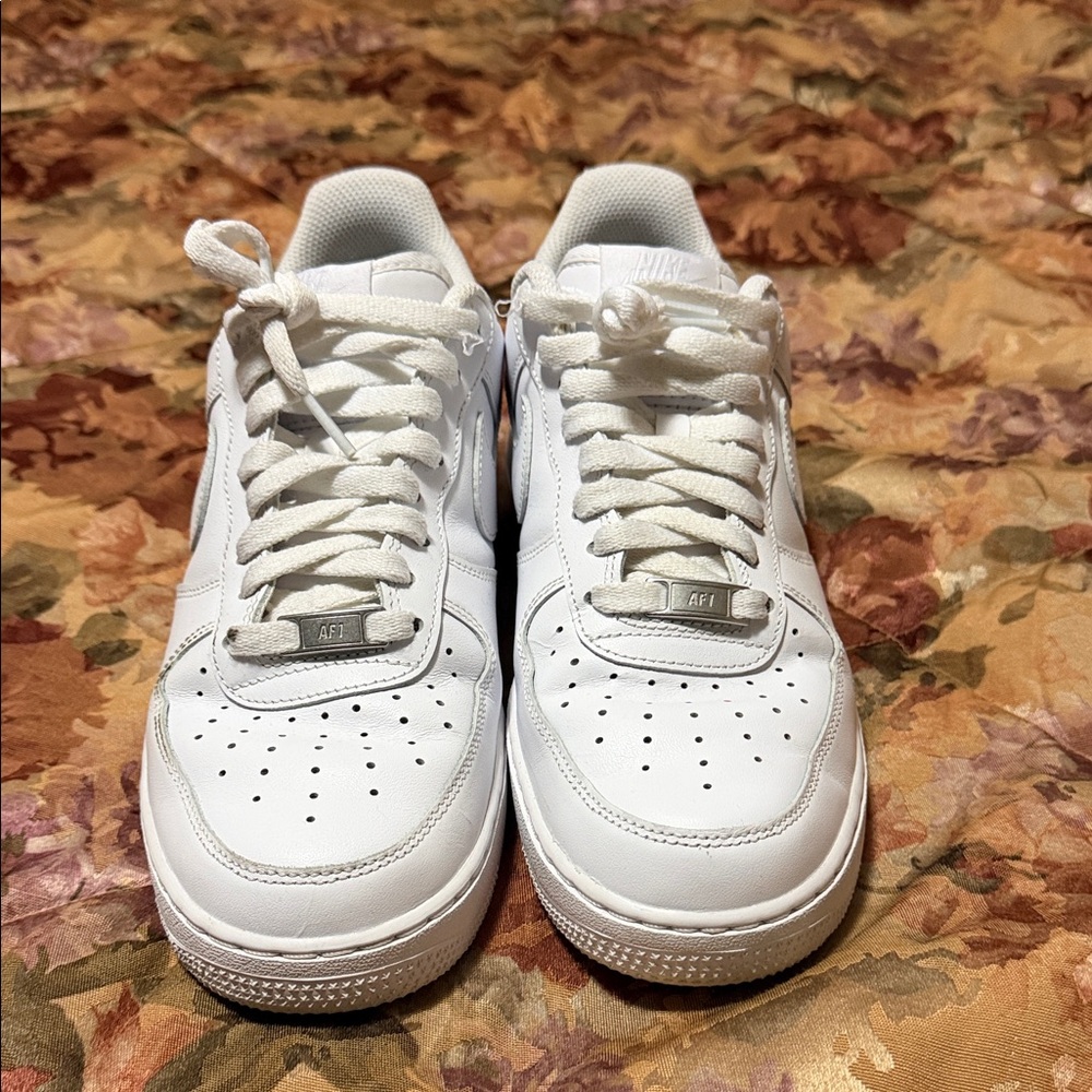 White AF1 Sneakers